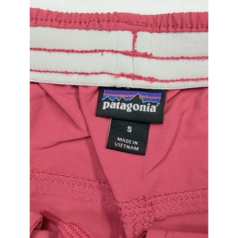 Patagonia Baggies Shorts Womens Small Pink 4" Inseam Worn Wear Nylon Running - Picture 4 of 6